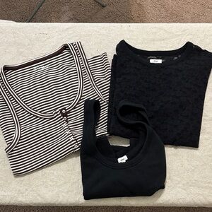 Aerie tanks and lace top size XL